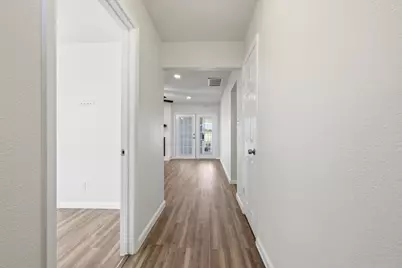 3913 Hickox Road, Rowlett, TX 75089 - Photo 3