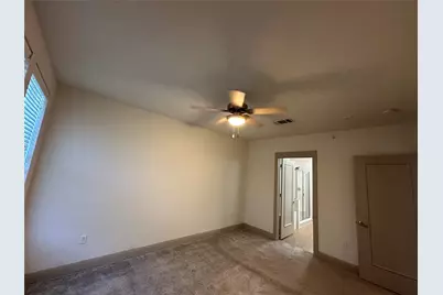 801 N Bishop Avenue #1-205, Dallas, TX 75208 - Photo 9