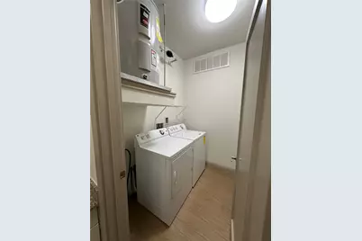 801 N Bishop Avenue #1-205, Dallas, TX 75208 - Photo 5