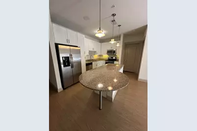 801 N Bishop Avenue #1-205, Dallas, TX 75208 - Photo 3