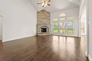 604 Cody Ln, Mansfield, TX 76063 - Photo 9