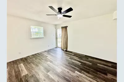 4617 Waterway Drive N, Fort Worth, TX 76137 - Photo 11