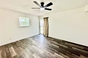 4617 Waterway Dr N, Fort Worth, TX 76137 - Photo 11