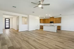 116 Hudson Ln, Justin, TX 76247 - Photo 5