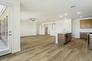 116 Hudson Ln, Justin, TX 76247 - Photo 11