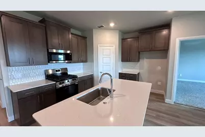 10760 Bloodstone Drive, Fort Worth, TX 76036 - Photo 3