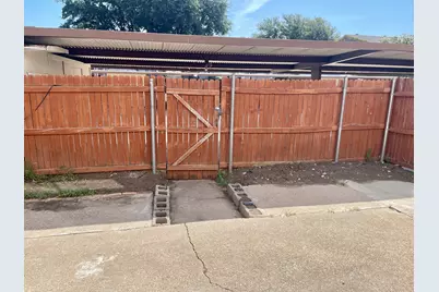 2310 Chapel Hill Lane, Arlington, TX 76014 - Photo 23