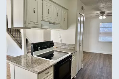 2310 Chapel Hill Lane, Arlington, TX 76014 - Photo 5