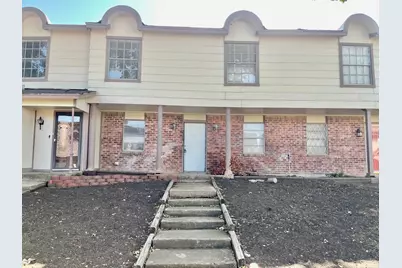 2310 Chapel Hill Lane, Arlington, TX 76014 - Photo 1