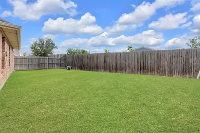 715 W Milton Drive, Arlington, TX 76001 - Photo 25