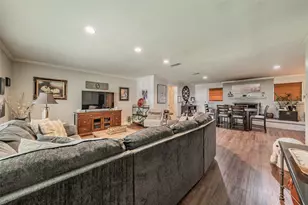 1806 Hilltop Ln, Pantego, TX 76013 - Photo 7