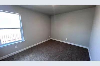 10813 Bloodstone Drive, Fort Worth, TX 76036 - Photo 11
