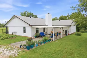 698 Hackberry Rd, Van Alstyne, TX 75495 - Photo 21