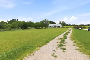 698 Hackberry Rd, Van Alstyne, TX 75495 - Photo 29