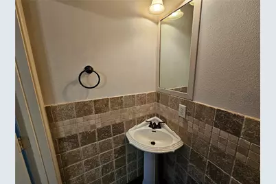 1872 Summit Avenue, Dallas, TX 75206 - Photo 7