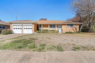 927 Poinsettia Drive, Lancaster, TX 75146 - Photo 1