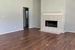 9703 Argyle Ct, Granbury, TX 76049 - Photo 13