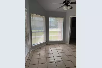 9703 Argyle Court, Granbury, TX 76049 - Photo 11