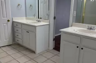 9703 Argyle Ct, Granbury, TX 76049 - Photo 21