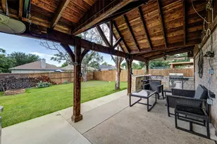 1010 Savage Dr, Denton, TX 76207 - Photo 5