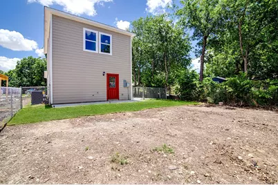 320 W Gambrell Street, Fort Worth, TX 76115 - Photo 25