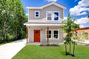 320 W Gambrell St, Fort Worth, TX 76115 - Photo 1