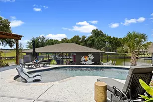 1209 Mallard Way, Granbury, TX 76048 - Photo 7