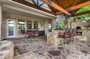 704 Landsbury Ct, Keller, TX 76248 - Photo 33