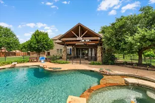 704 Landsbury Ct, Keller, TX 76248 - Photo 37