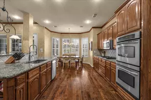 704 Landsbury Ct, Keller, TX 76248 - Photo 15