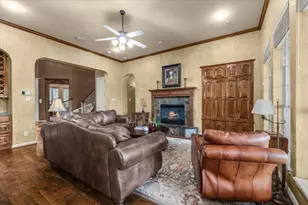 704 Landsbury Ct, Keller, TX 76248 - Photo 11