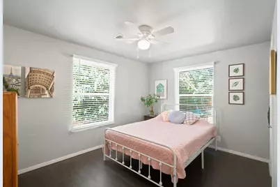 1001 N Carroll Boulevard, Denton, TX 76201 - Photo 11