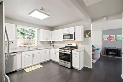 1001 N Carroll Boulevard, Denton, TX 76201 - Photo 5