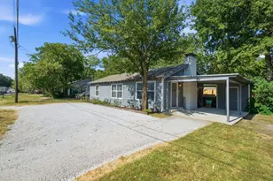 1001 N Carroll Blvd, Denton, TX 76201 - Photo 23