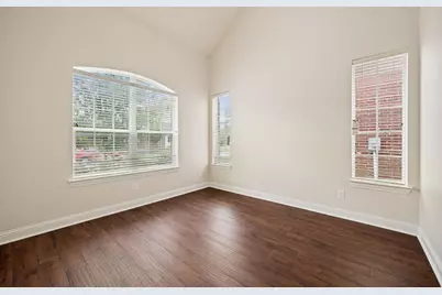 9813 Karlovich Drive, Plano, TX 75025 - Photo 15