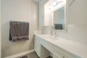 8925 Stanwood Dr, Dallas, TX 75228 - Photo 17
