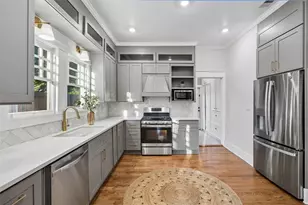 206 S Edgefield Ave, Dallas, TX 75208 - Photo 13