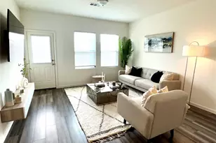 1725 Escondido Dr, Fort Worth, TX 76052 - Photo 3