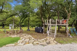 189 Co Rd 4767, Boyd, TX 76023 - Photo 31