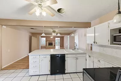 311 W 7th Street, Irving, TX 75060 - Photo 3