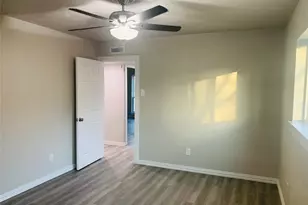 4805 Branch Hollow Dr, The Colony, TX 75056 - Photo 11