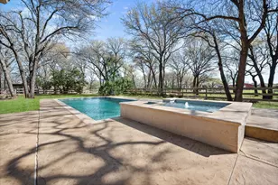 1720 Mistletoe Dr, Flower Mound, TX 75022 - Photo 3