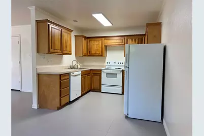 222 N N Sixth Street, Wills Point, TX 75169 - Photo 7