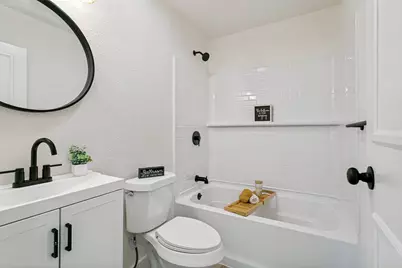 1214 Valencia Lane, Lewisville, TX 75067 - Photo 17