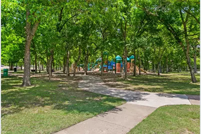 1214 Valencia Lane, Lewisville, TX 75067 - Photo 25