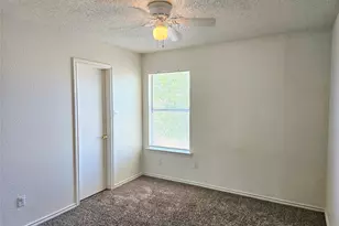 8405 3 Bars Dr, Fort Worth, TX 76179 - Photo 15