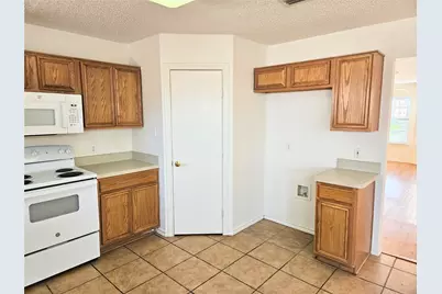8405 Three Bars Drive, Fort Worth, TX 76179 - Photo 7