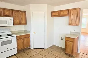 8405 3 Bars Dr, Fort Worth, TX 76179 - Photo 7