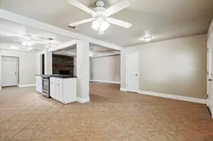 218 Raintree Dr, Highland Village, TX 75077 - Photo 7