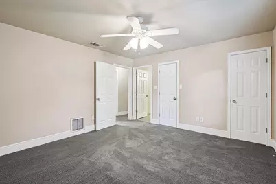 218 Raintree Drive, Highland Village, TX 75077 - Photo 17
